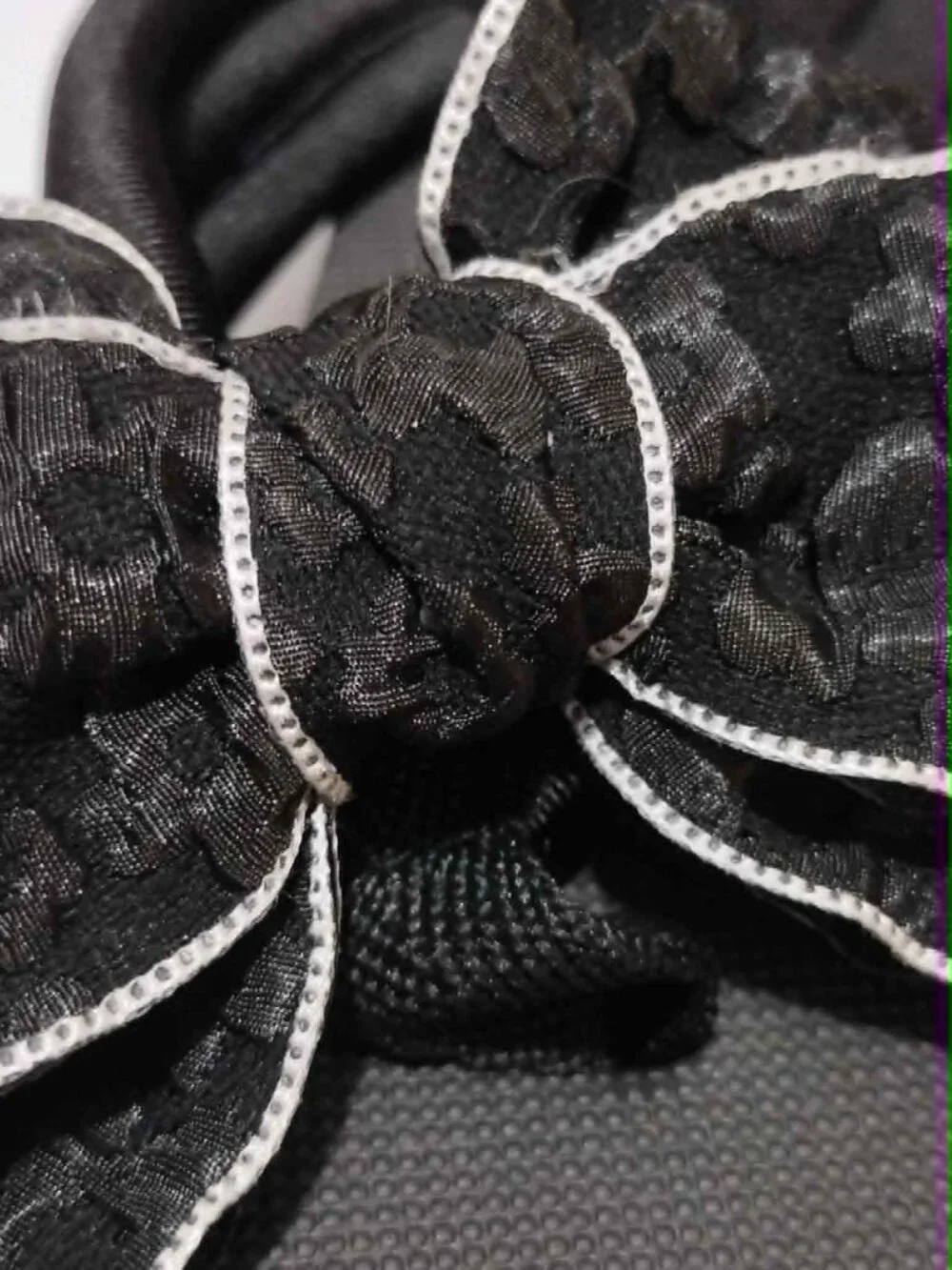 New-Size 8.5 Black Lace Bow Contrast Thong Wedge Sandals